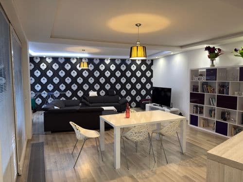 Na predaj 4 izbový byt na Žriedlovej ulici